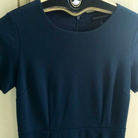 Banana Republic Pencil Shape Dress - Picture 3 of 5